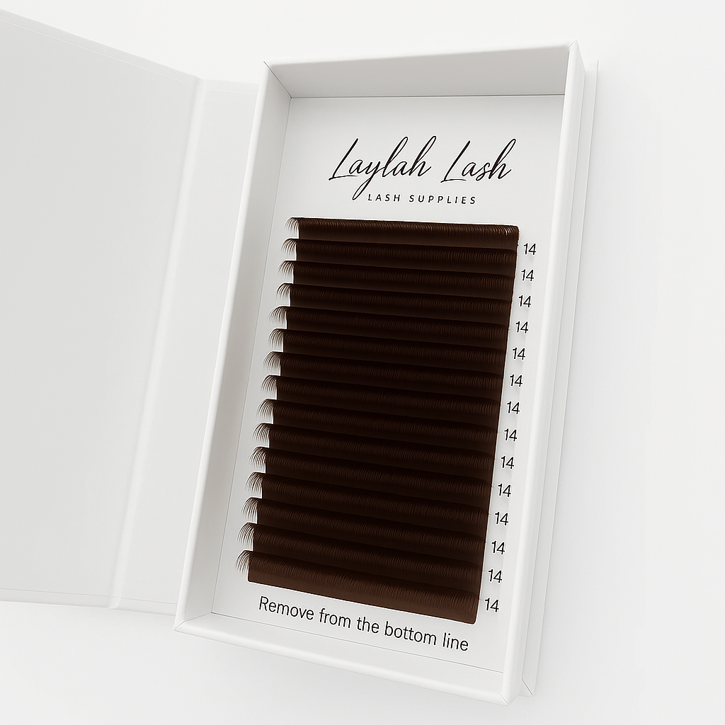 Brown easy fanning lashes